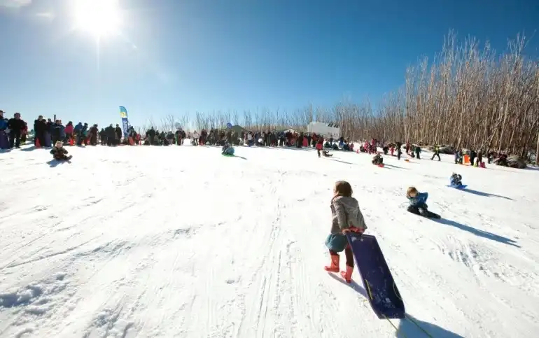 Lake-Mountain-Toboggan-slope