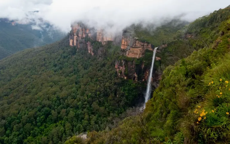 blue-mountains-waterfall