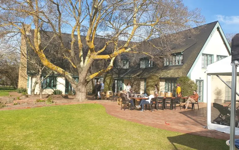 bellarine-winery-house-dining