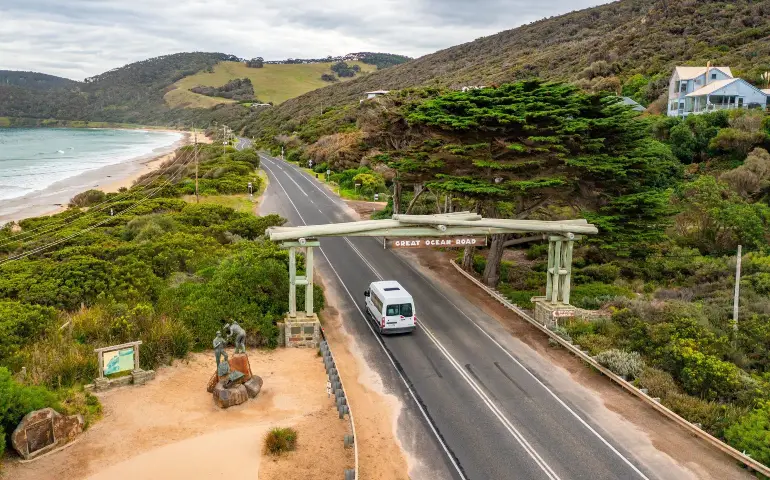 Great-Ocean-Road-Memorial-Arch